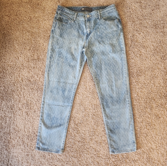 Levi's Jean's - Picture 1 of 4